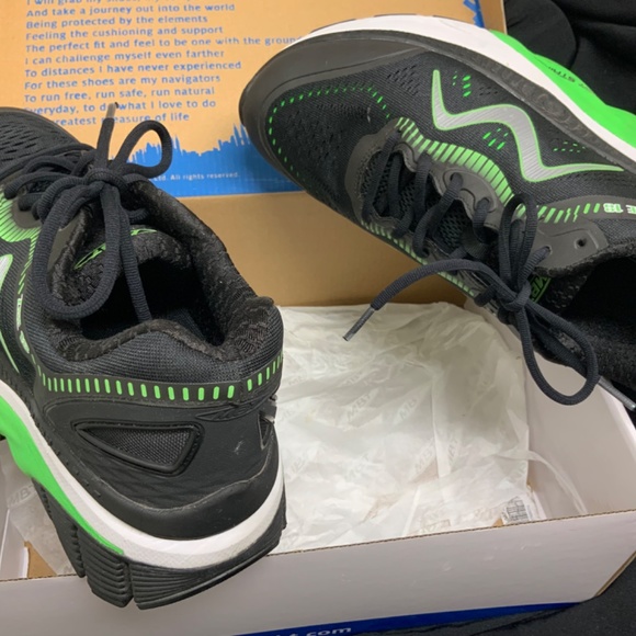 Men’s Running MBT High Performance Shoes